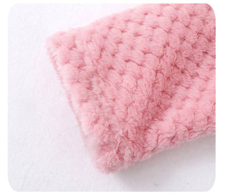 Winter Kid's Flannel Warm Bathrobe Winter Kid's Flannel Warm Bathrobe