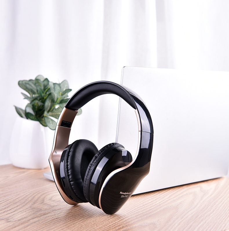 Foldable Wireless Gaming Headphones Foldable Wireless Gaming Headphones