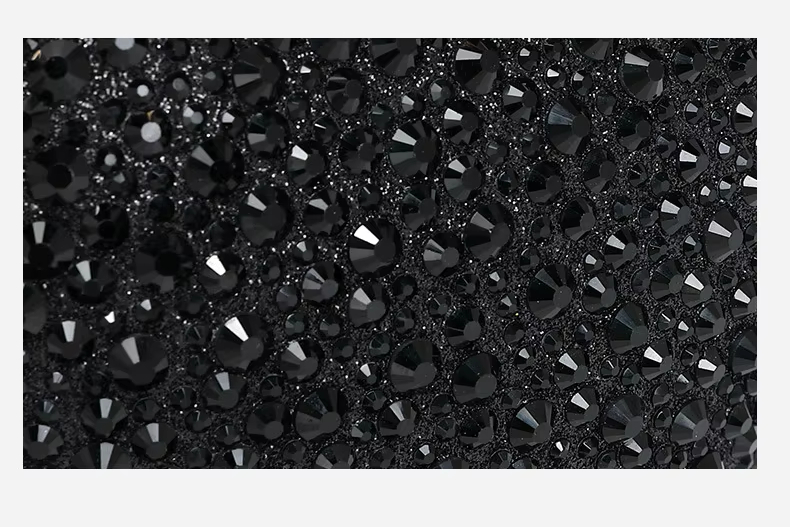 Luxury Heart Shaped Clutch Purse – Crystal Rhinestone Mini Evening Bag