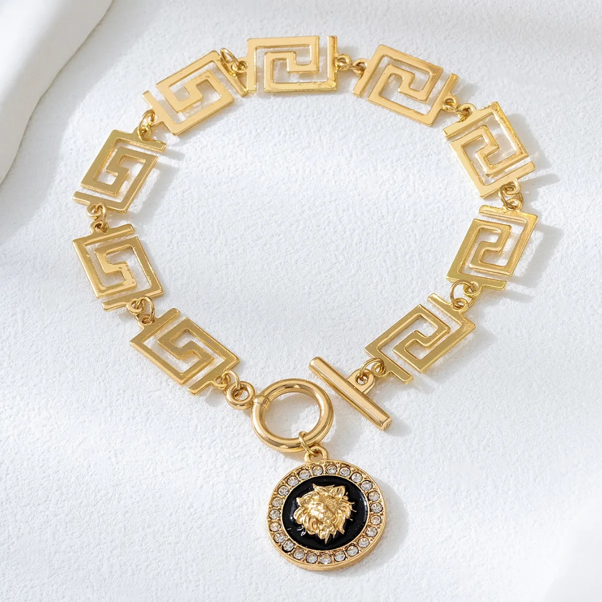 Retro Thick Chain Anklet for Women – Gold Leg Chain Beach Foot Jewelry Women’s Jewelry Retro Thick Chain Anklet for Women – Gold Leg Chain Beach Foot Jewelry Women's Jewelry KDBazar