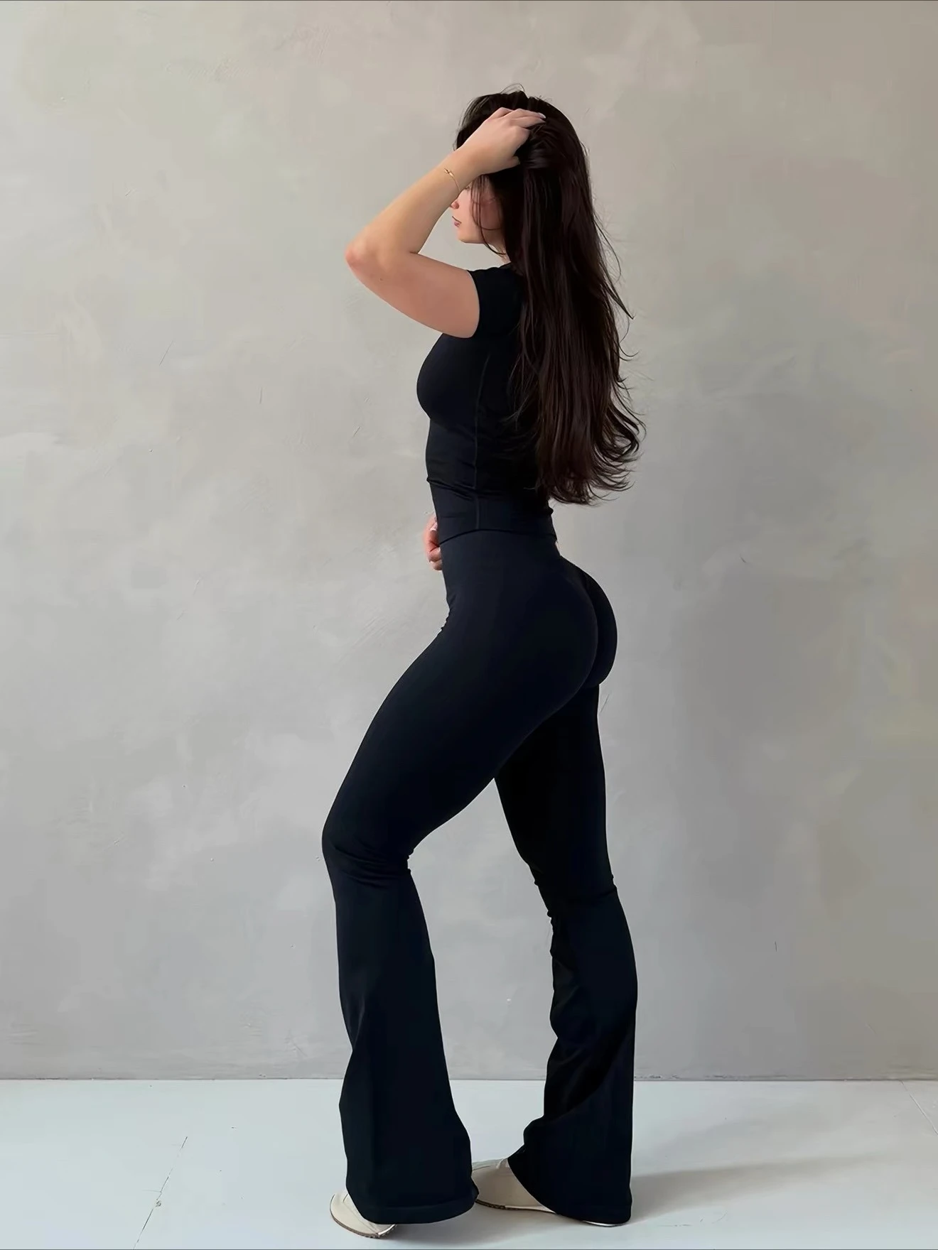 Scrunch Booty Flared Gym Leggings – Seamless Women’s Fitness Yoga Trousers Sports Fitness Clothing Leggings Trousers Women’s Fashion Women’s Leggings Fashion Workout Leggings Scrunch Booty Flared Gym Leggings – Seamless Women’s Fitness Yoga Trousers Sports Fitness Clothing Leggings Trousers Women's Fashion Women's Leggings Fashion Workout Leggings KDBazar