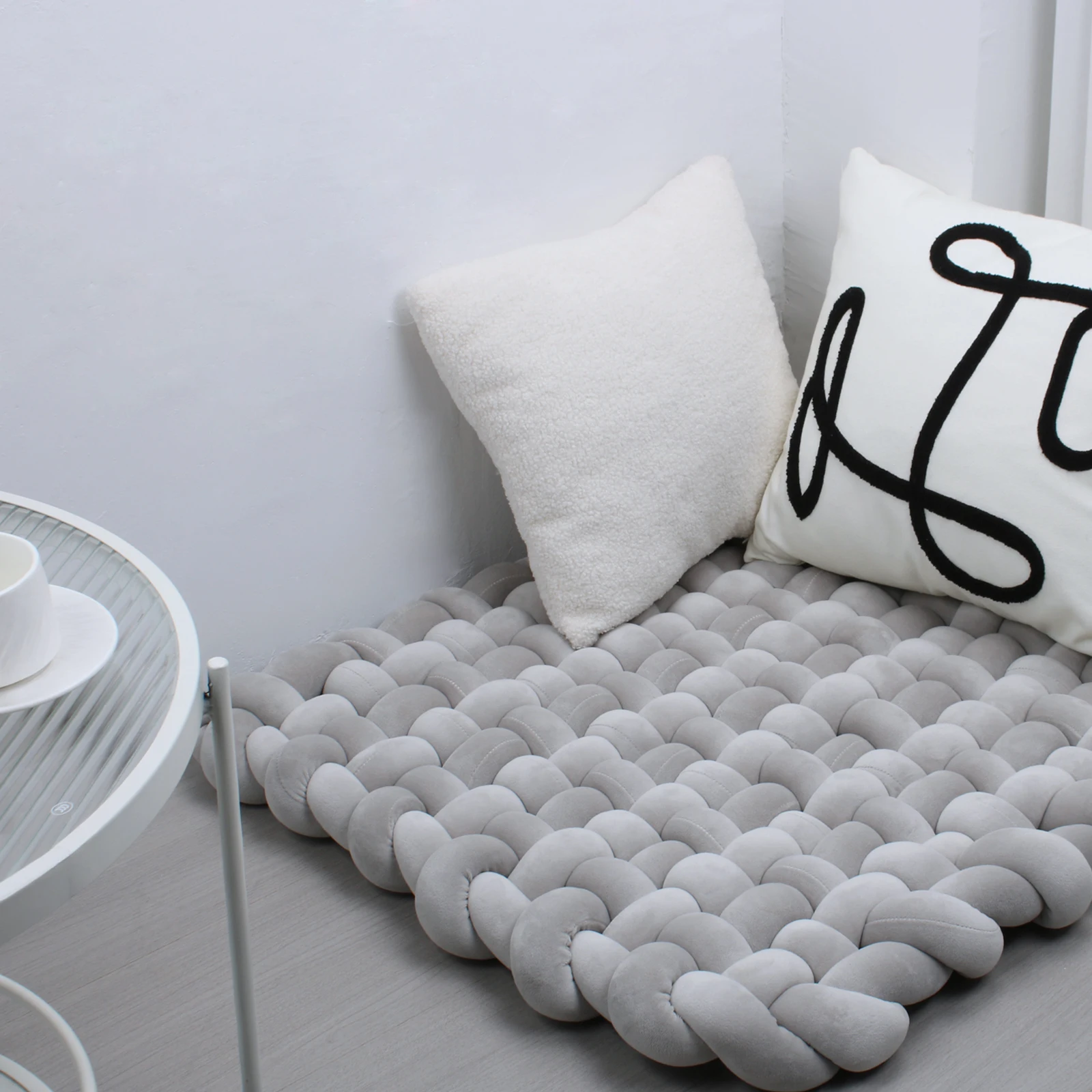 The Best Knotted Crib Bumper For Your Baby 70X80CM The Best Knotted Crib Bumper For Your Baby 70X80CM