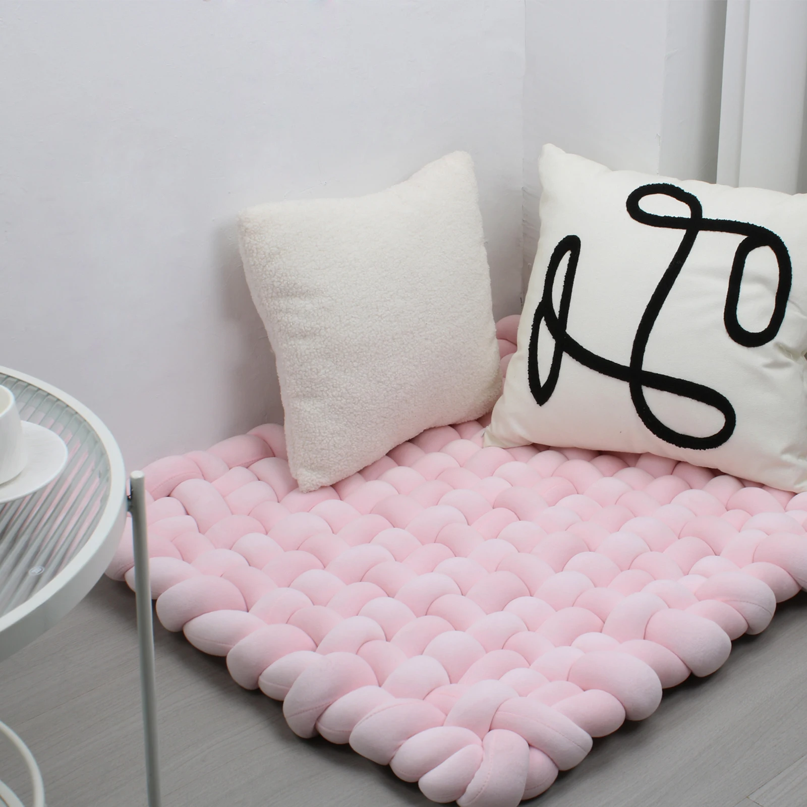 The Best Knotted Crib Bumper For Your Baby 70X80CM The Best Knotted Crib Bumper For Your Baby 70X80CM