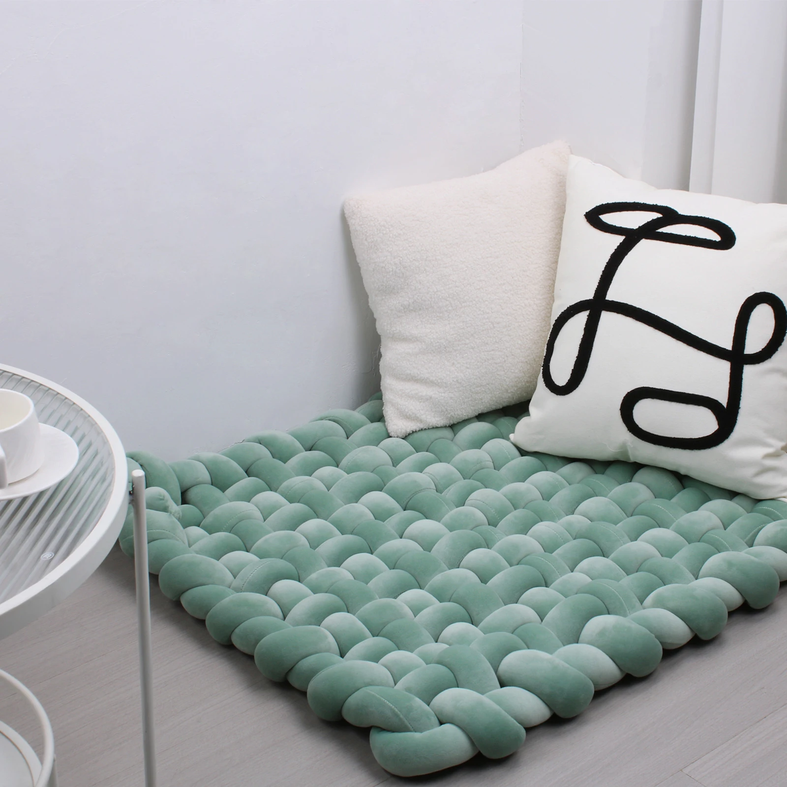 The Best Knotted Crib Bumper For Your Baby 70X80CM The Best Knotted Crib Bumper For Your Baby 70X80CM
