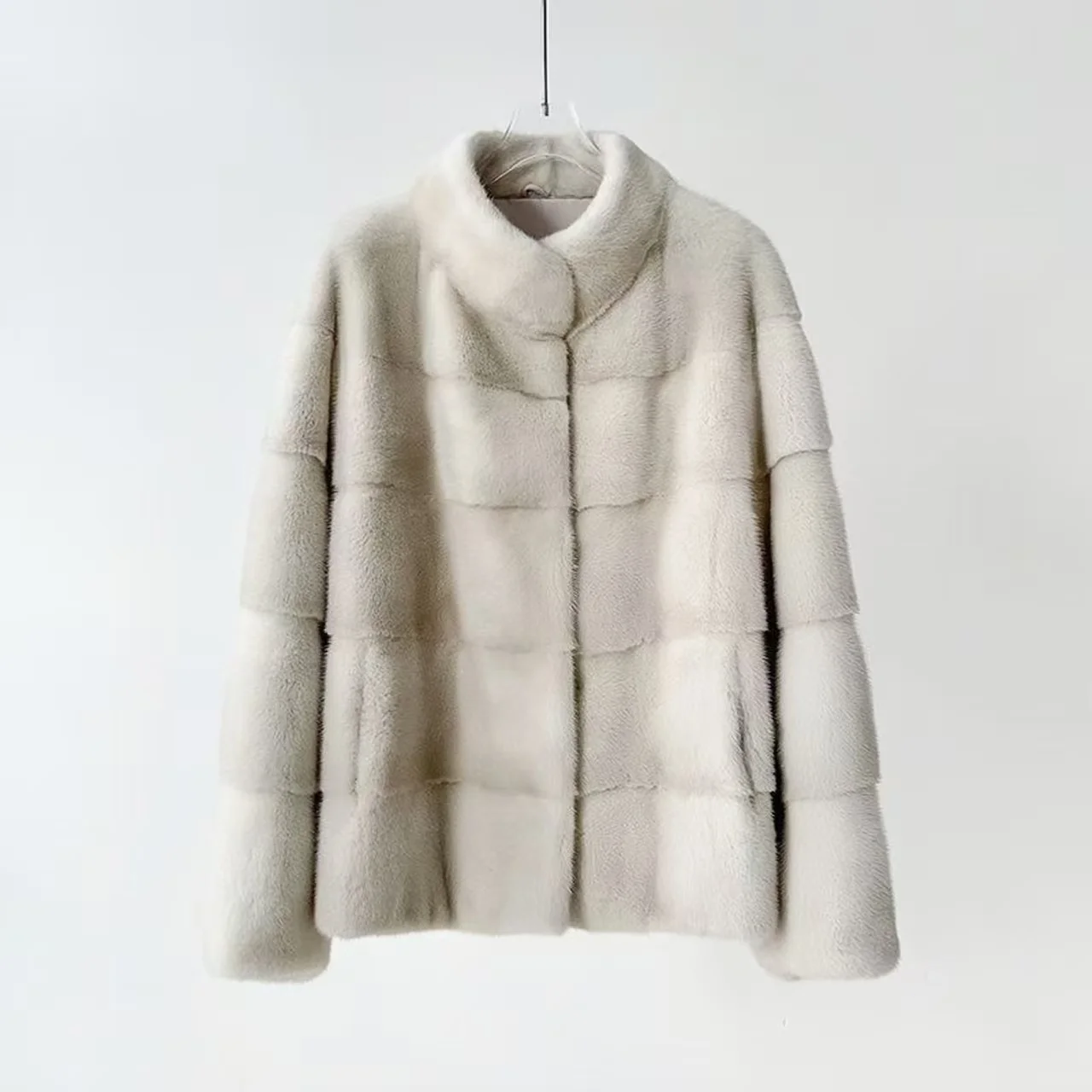 Faux Mink Fur Coats for Women,O-Neck Jackets,Covered Butto Overcoat,Female Clothes,Thicken Warm,Luxury,New ,Winter,2025 Faux Mink Fur Coats for Women,O-Neck Jackets,Covered Butto Overcoat,Female Clothes,Thicken Warm,Luxury,New ,Winter,2025