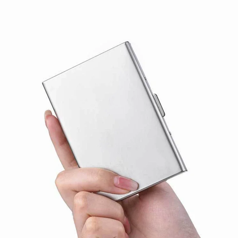 Stainless steel RFID card holder lifestyle photo