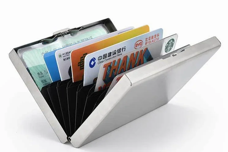 Metal RFID card holder final view