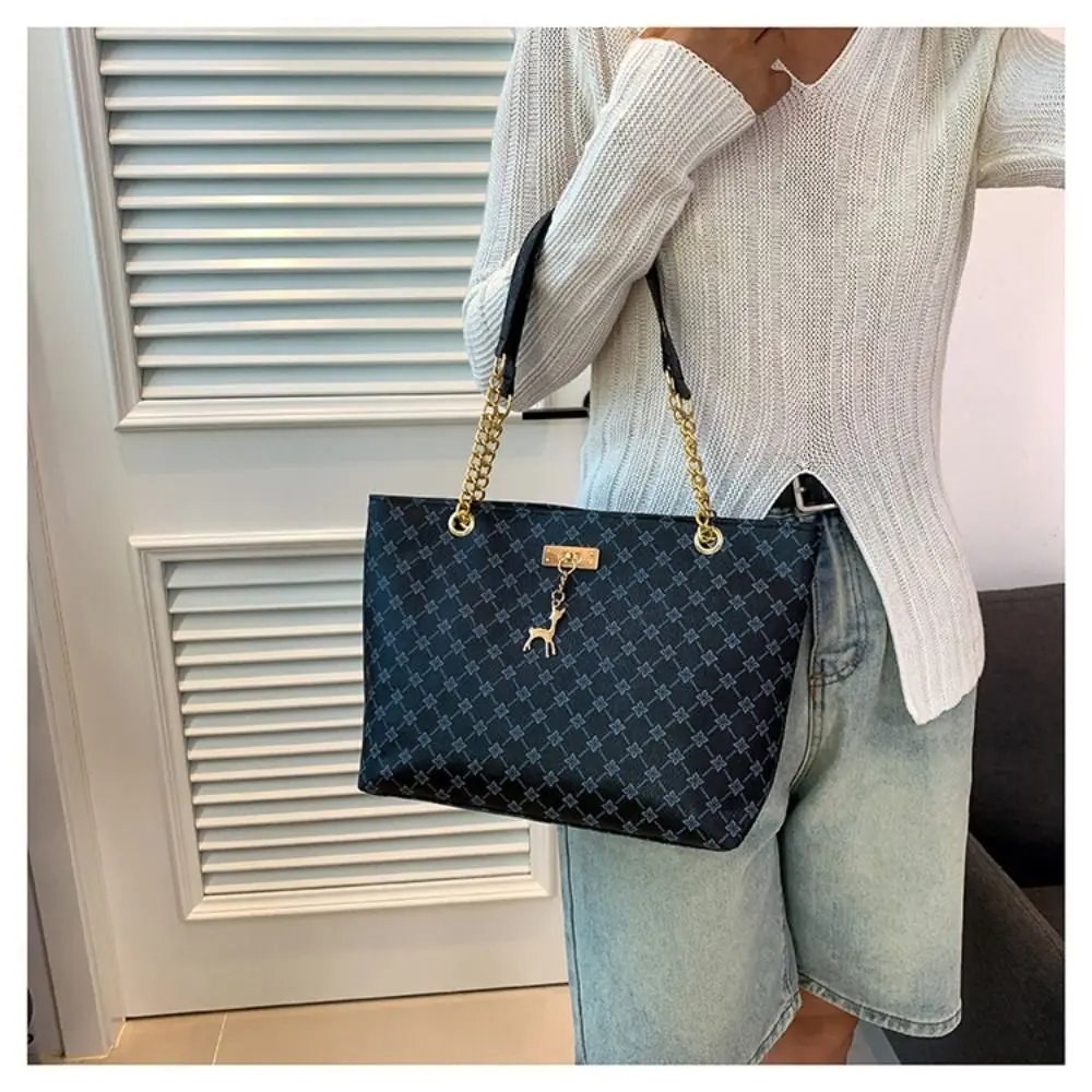 Women Luxury Design Tote Bag Large Capacity Handbag Fashion Printing Shoulder Bag Trendy New Shopping Bag Purse Women Luxury Design Tote Bag Large Capacity Handbag Fashion Printing Shoulder Bag Trendy New Shopping Bag Purse