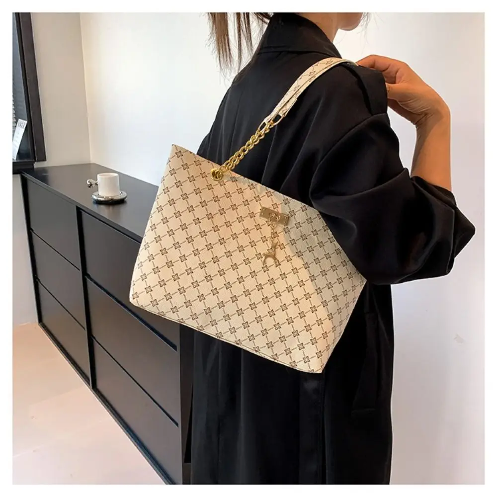 Women Luxury Design Tote Bag Large Capacity Handbag Fashion Printing Shoulder Bag Trendy New Shopping Bag Purse Women Luxury Design Tote Bag Large Capacity Handbag Fashion Printing Shoulder Bag Trendy New Shopping Bag Purse KDBazar