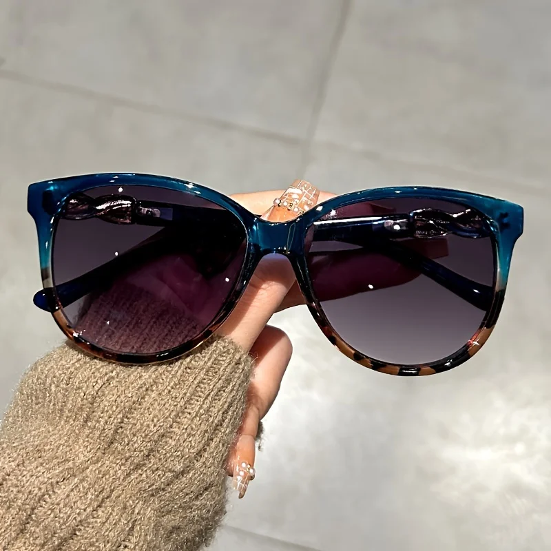 Women’s Cat Eye Sunglasses Retro Butterfly Sunglasses Women’s Fashion Mountaineering Sunglasses Women's Cat Eye Sunglasses Retro Butterfly Sunglasses Women's Fashion Mountaineering Sunglasses KDBazar