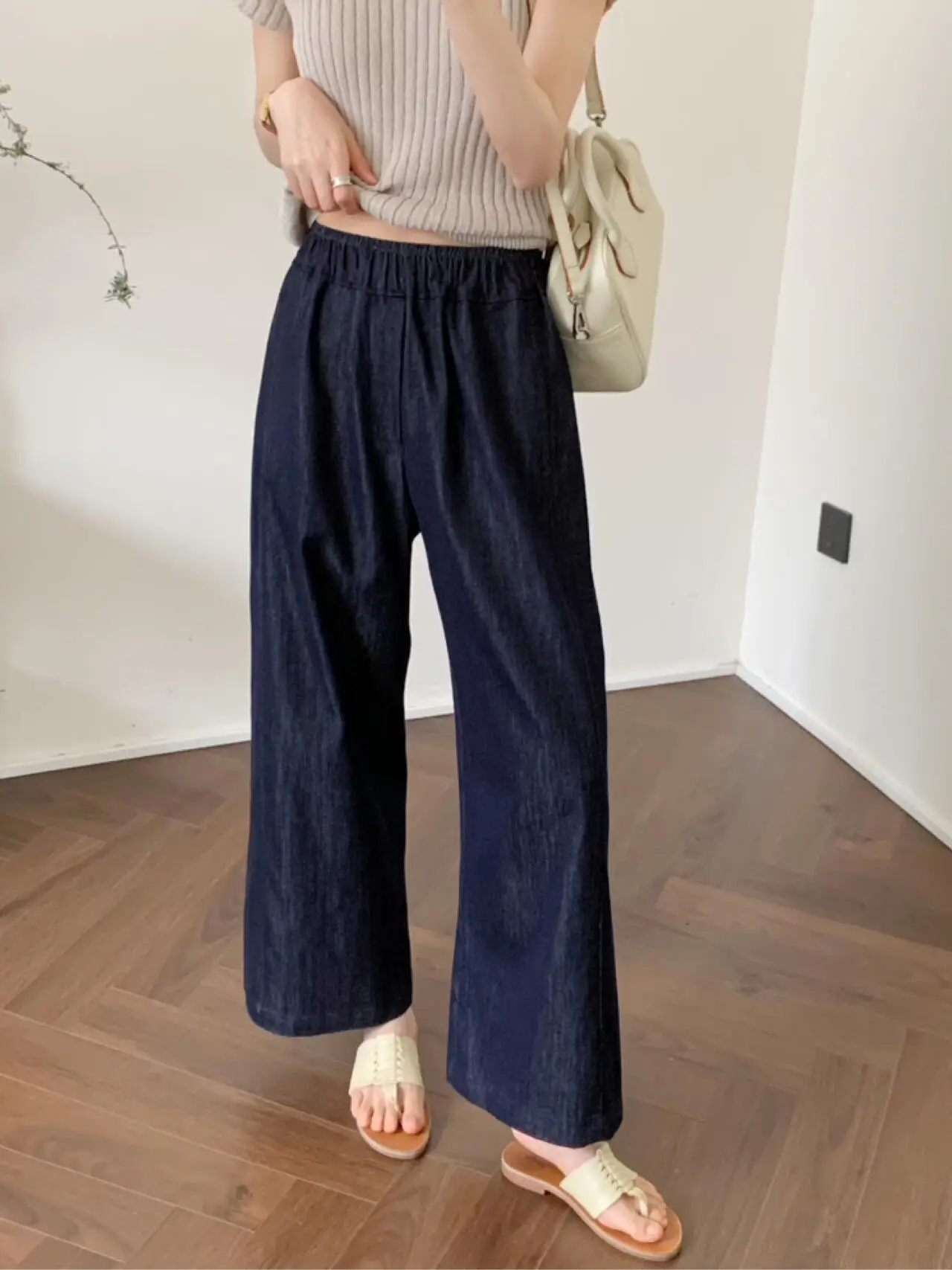 Wide leg jeans for women high waist loose fit denim trousers side view