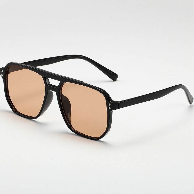 Vintage big square sunglasses styled