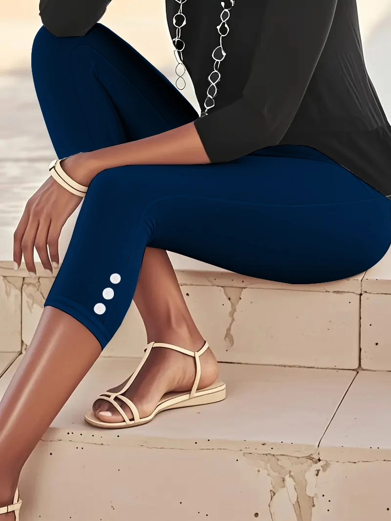 Plus size leggings button waistband detail