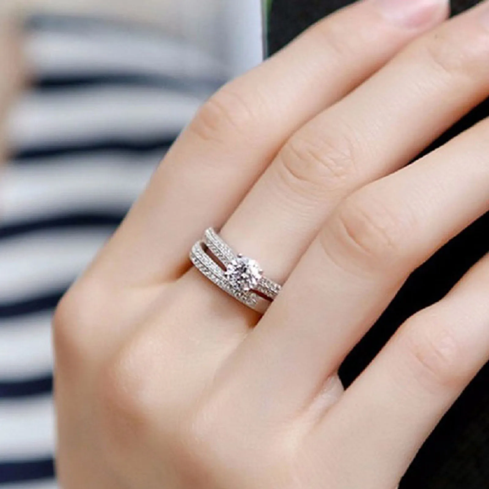 1 pair Vintage Halo 925 Sterling Silver Wedding Ring Set For Women Lady Anniversary Gift Jewelry Bulk Sell 1 pair Vintage Halo 925 Sterling Silver Wedding Ring Set For Women Lady Anniversary Gift Jewelry Bulk Sell