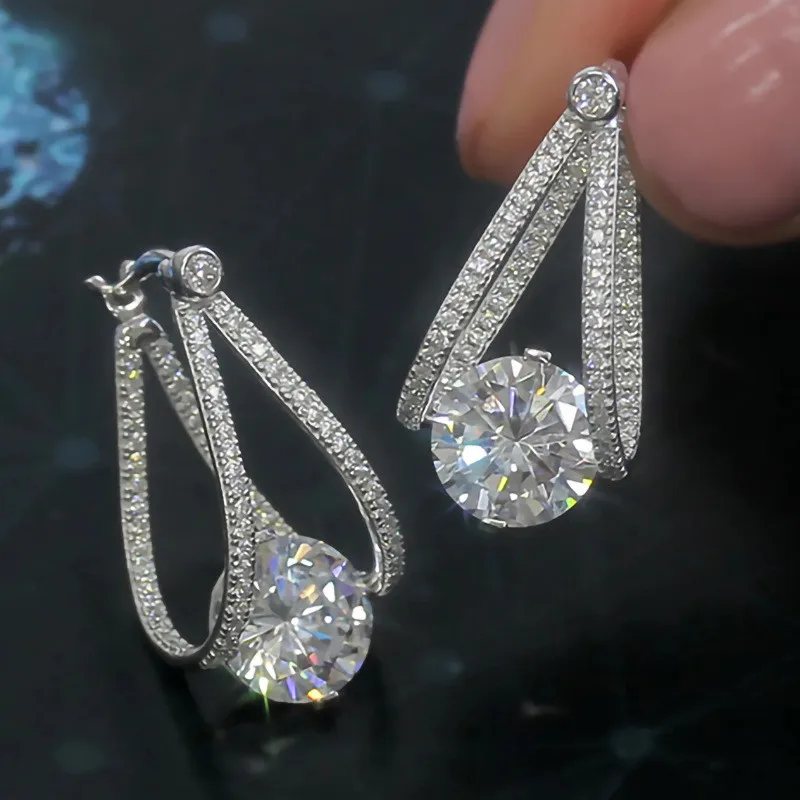 925 Sterling Silver Hoop Earrings for Women Fashion Contracted Design Crystal CZ Earrings Temperament Female Jewelry 925 Sterling Silver Hoop Earrings for Women Fashion Contracted Design Crystal CZ Earrings Temperament Female Jewelry