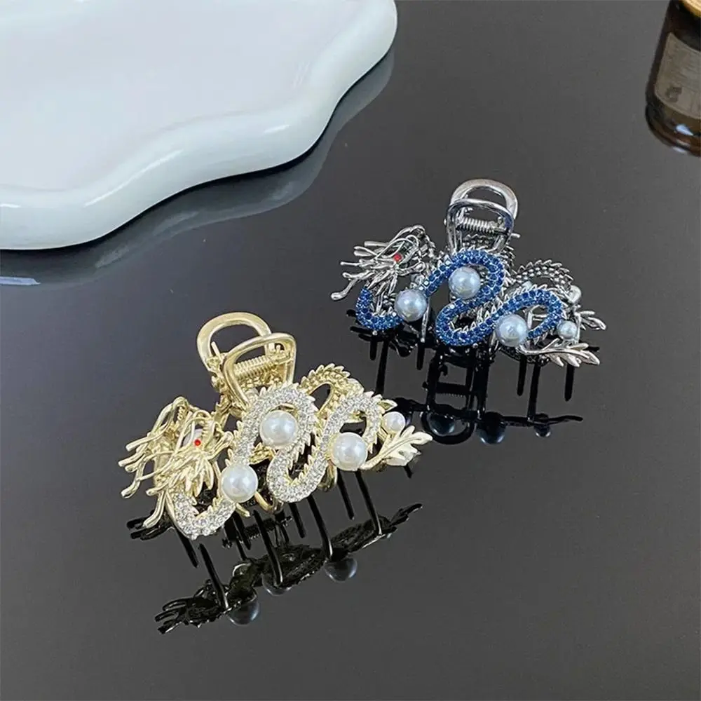 Chinese dragon rhinestone hair comb close up