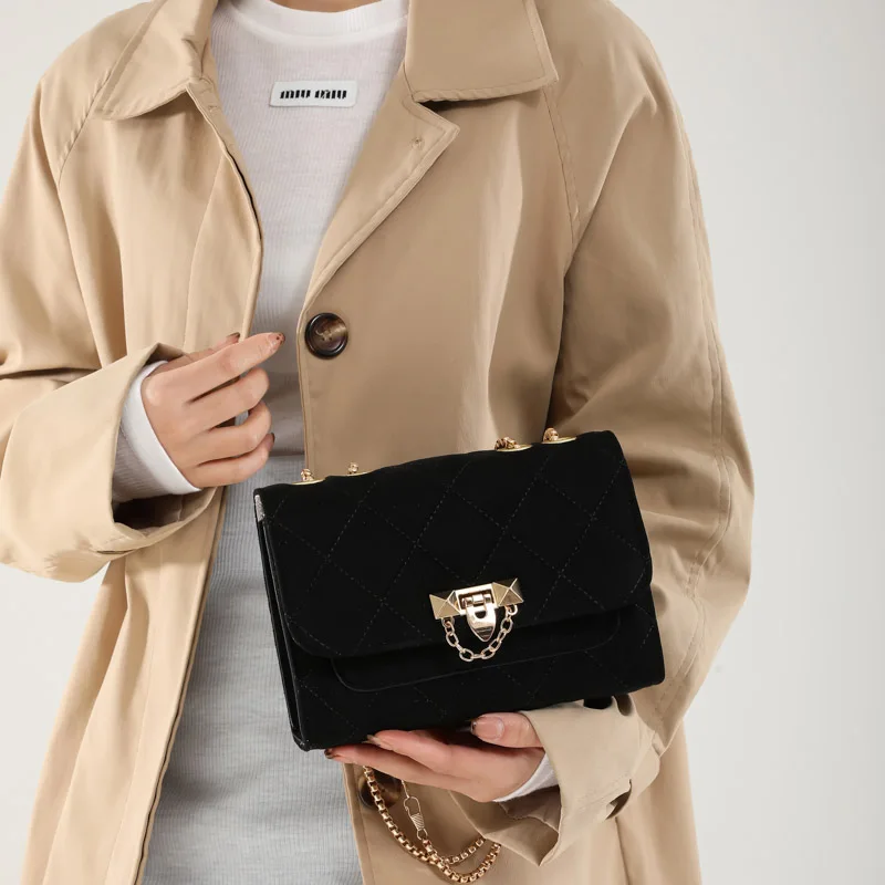 Burgundy Women Vintage Flap Bags Solid Color Small Shoulder Bag Fashion Chain Underarm Bag Suede Fabric Female Crossbody Bags Burgundy Women Vintage Flap Bags Solid Color Small Shoulder Bag Fashion Chain Underarm Bag Suede Fabric Female Crossbody Bags