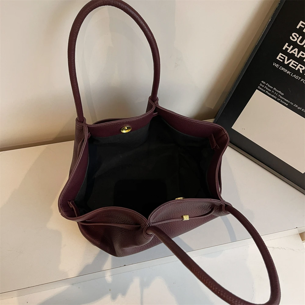 Burgundy tote bag open interior