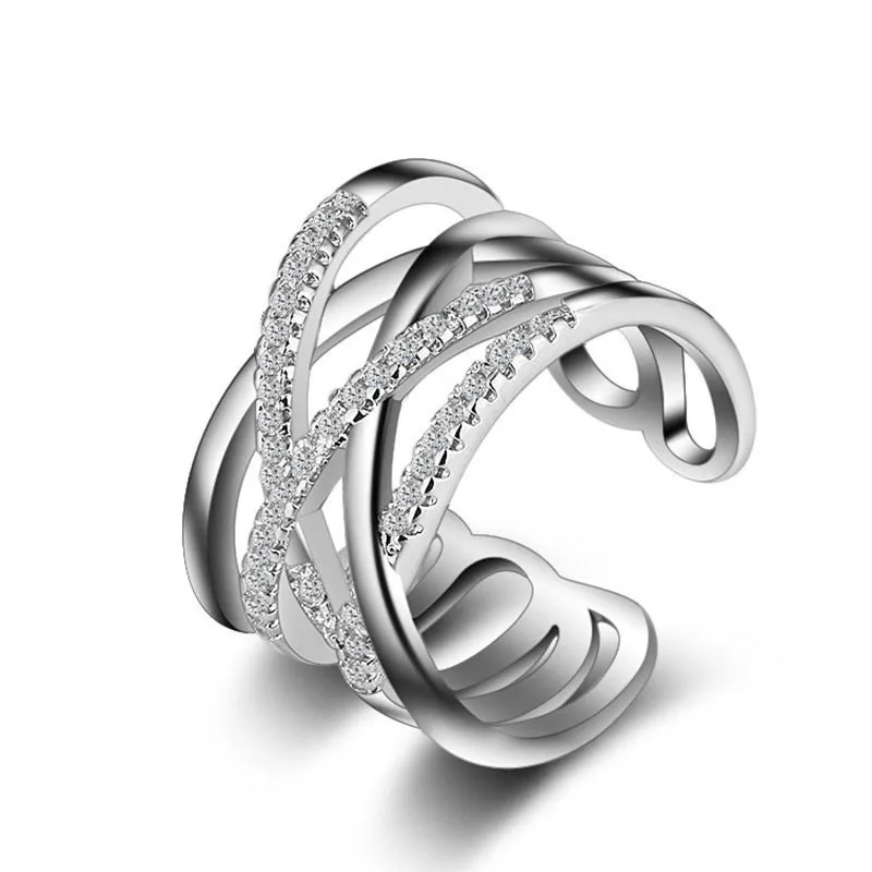 Sterling silver ring styled for wedding and party wear