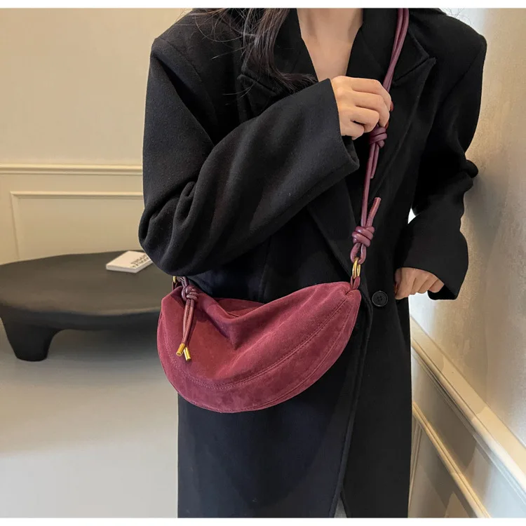Faux Suede Super Popular Niche Suede Shoulder Bag for Women 2025 Hot Sale Single Crossbody Bags Underarm Dumpling Sweet Bags