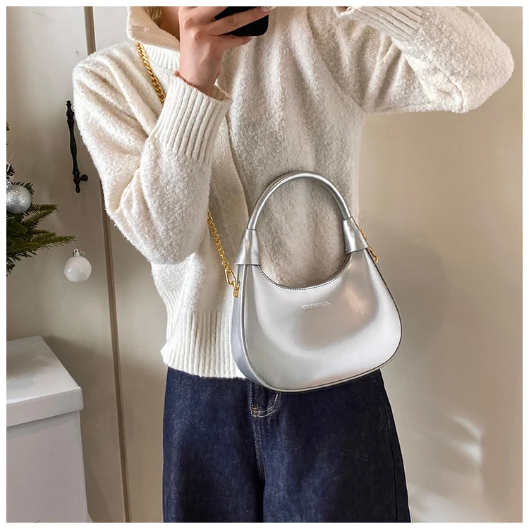 High End Burgundy Patent Leather Shiny Surface Crossbody Bag 2025 New Women's Zipper Chain Armpit Bags Elegant Texture Handbag High End Burgundy Patent Leather Shiny Surface Crossbody Bag 2025 New Women's Zipper Chain Armpit Bags Elegant Texture Handbag
