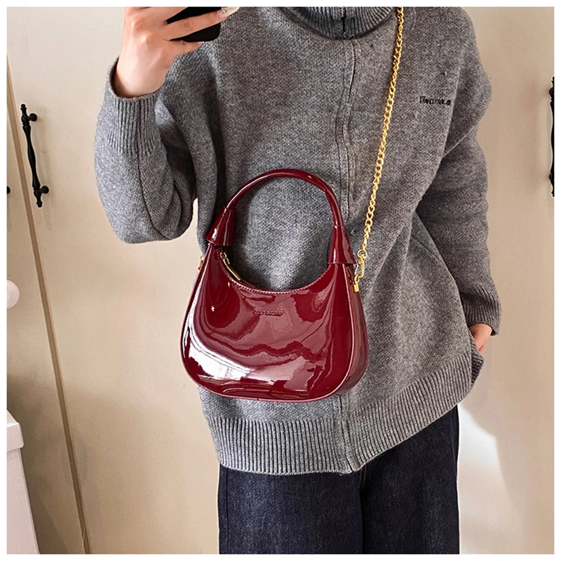 High End Burgundy Patent Leather Shiny Surface Crossbody Bag 2025 New Women's Zipper Chain Armpit Bags Elegant Texture Handbag High End Burgundy Patent Leather Shiny Surface Crossbody Bag 2025 New Women's Zipper Chain Armpit Bags Elegant Texture Handbag