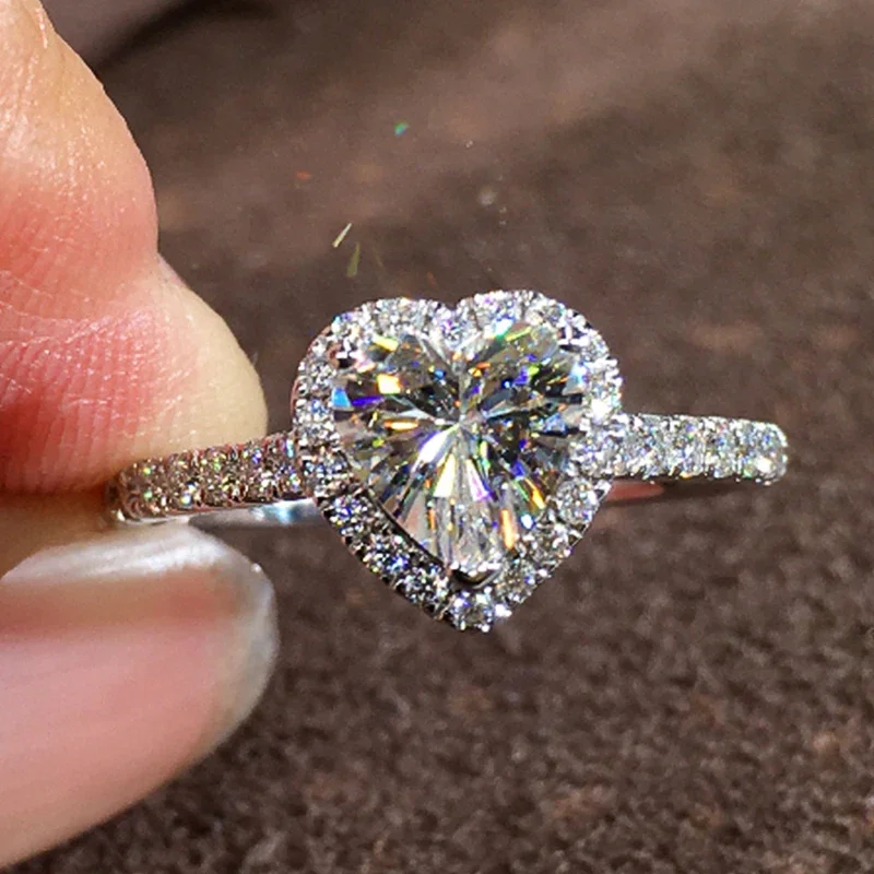 Heart cubic zirconia ring stone close up