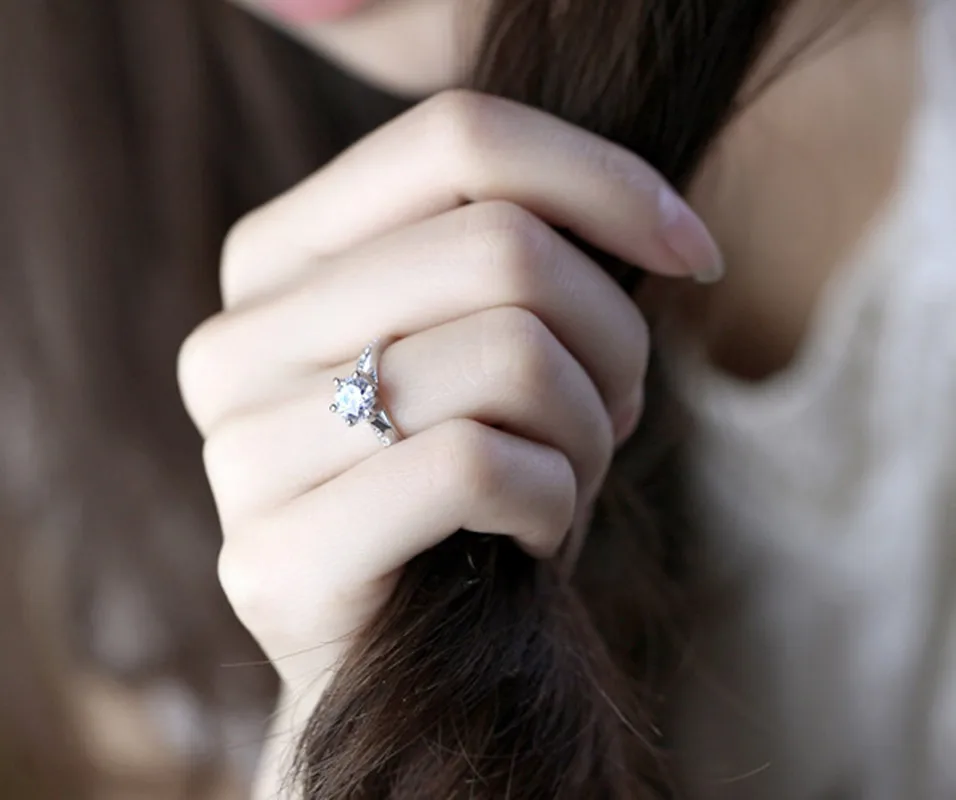 Luxury 925 Sterling Silver Classic Ring for Women Six claw jewelry simple 70ct diamond ring imitation diamond women’s ring Jewelry & Watches Rings Luxury 925 Sterling Silver Classic Ring for Women Six claw jewelry simple 70ct diamond ring imitation diamond women's ring Jewelry & Watches Rings KDBazar