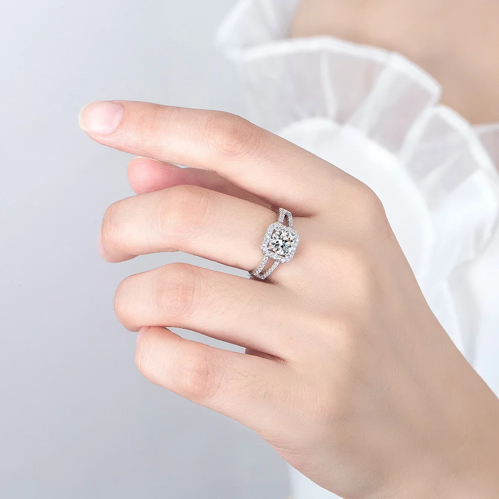 Sterling silver zircon ring detail shot
