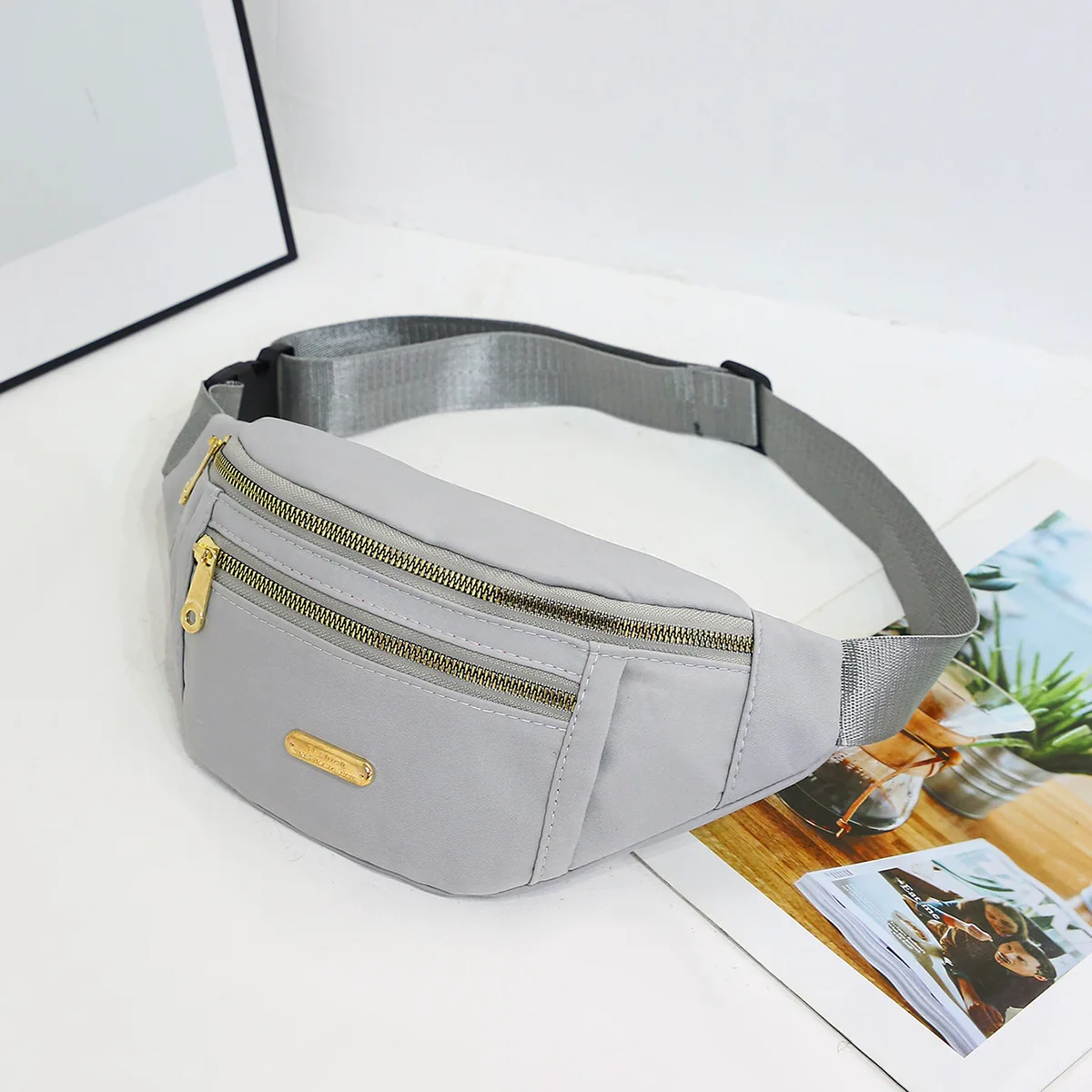 Crossbody bum bag grey colorway